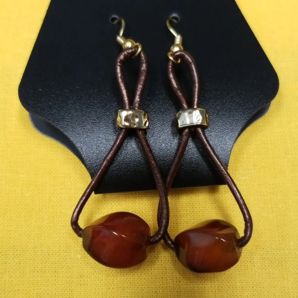 J & R Gems & Jewelry! two separate